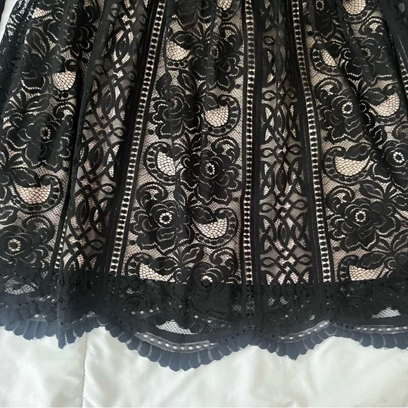 Black Lace Dress - Picture 6 of 7